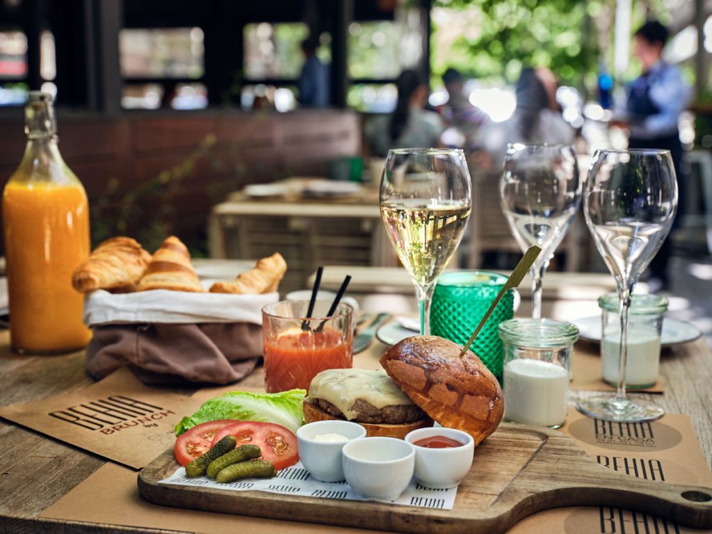 Brunch en Madrid con terraza Café Oliver